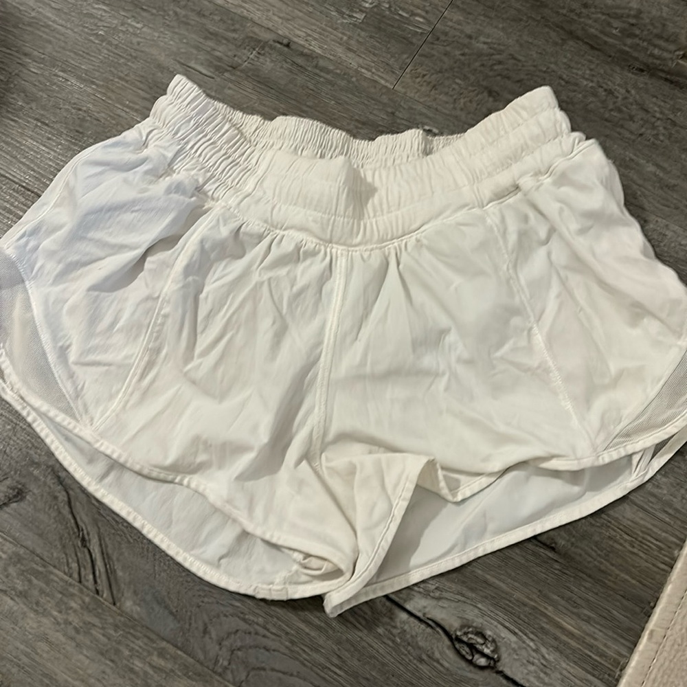 Hotty Hot Low-Rise Lined Short 2.5 Size 4